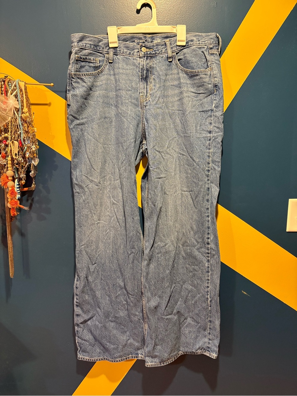 Old Navy Medium Wash Mid-Rise Wow Baggy Wide Leg Jeans EUC